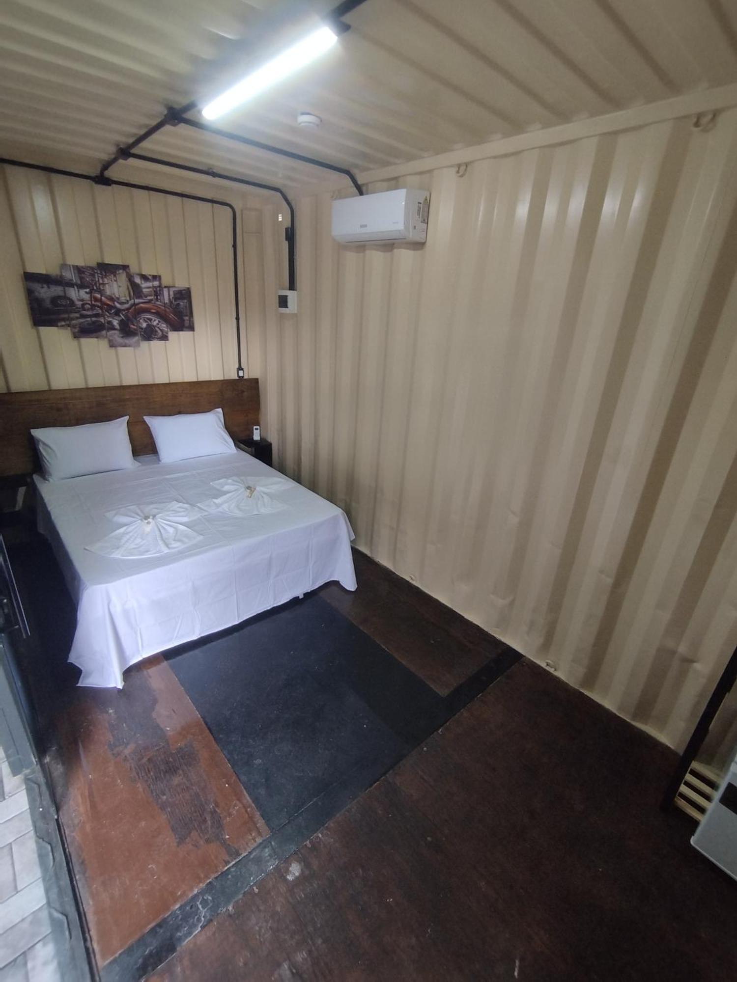 Moto Inn ウルビシ エクステリア 写真