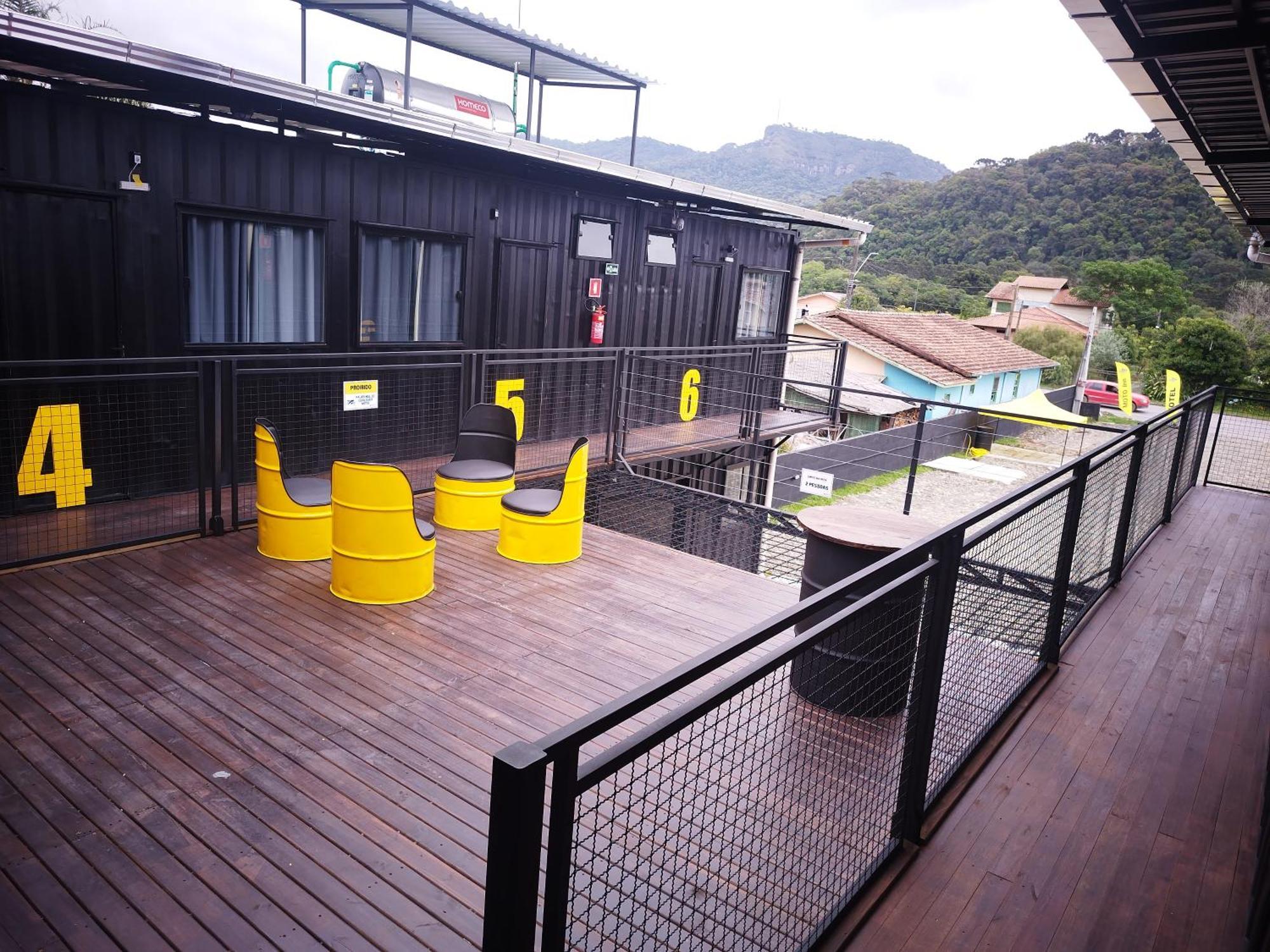 Moto Inn ウルビシ エクステリア 写真