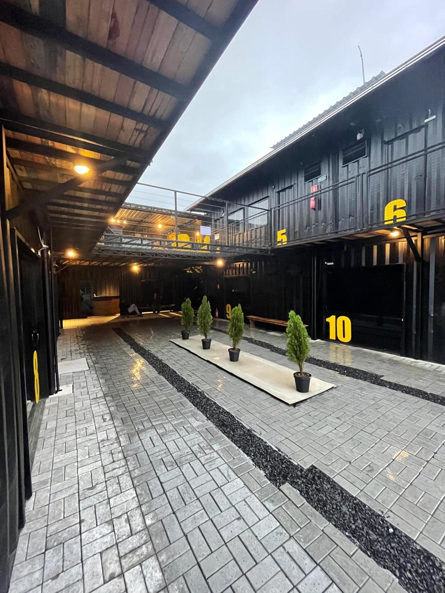 Moto Inn ウルビシ エクステリア 写真